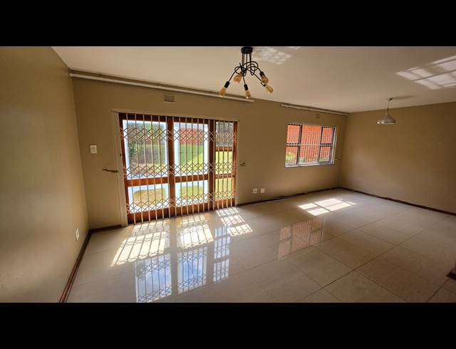 2 BEDROOM TOWNHOUSE TO LET IN EMPANGENI CENTRAL